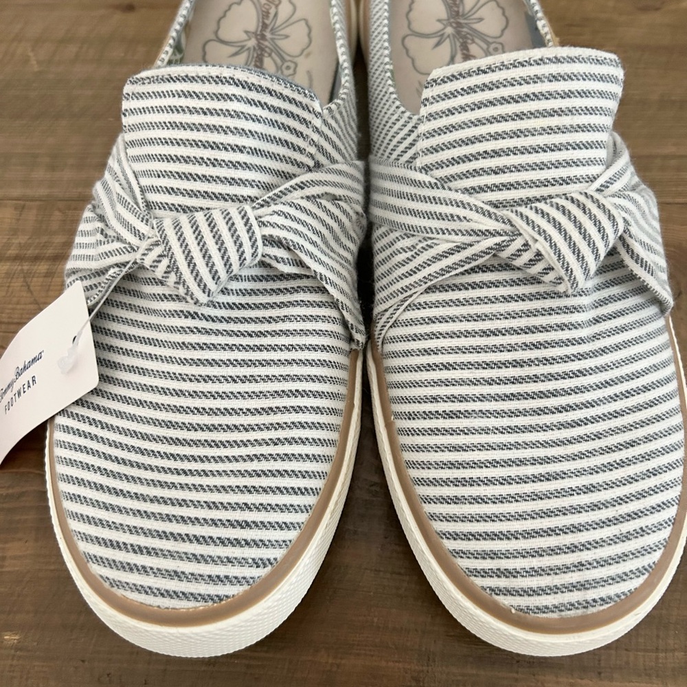 Tommy Bahama Women’s slip on striped boat shoes